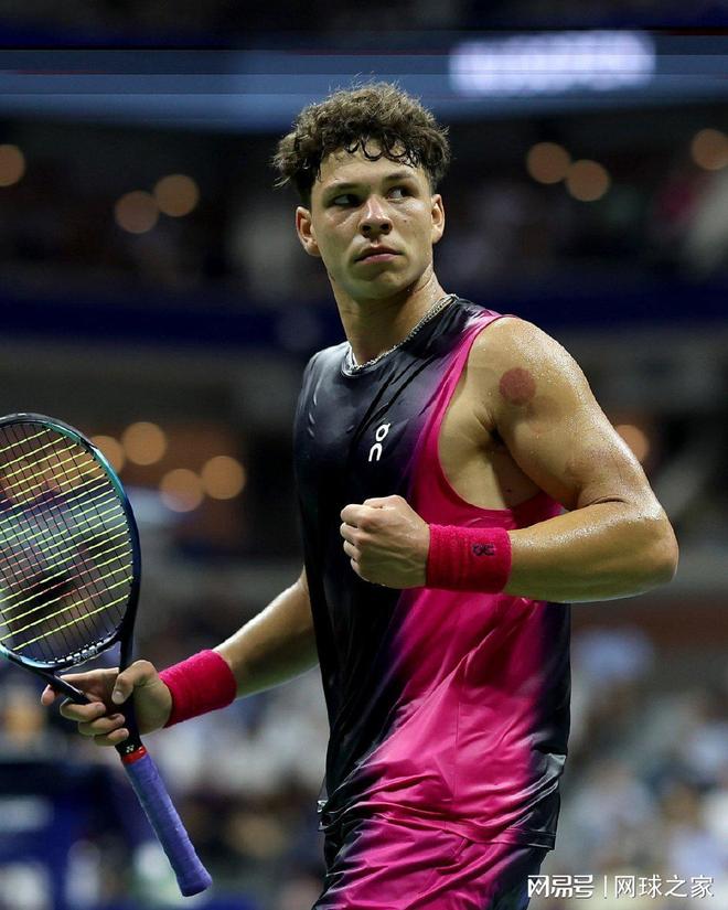 天才而闻名 天才而闻名