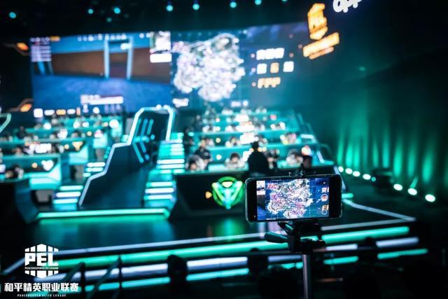 的残酷在于 的残酷在于